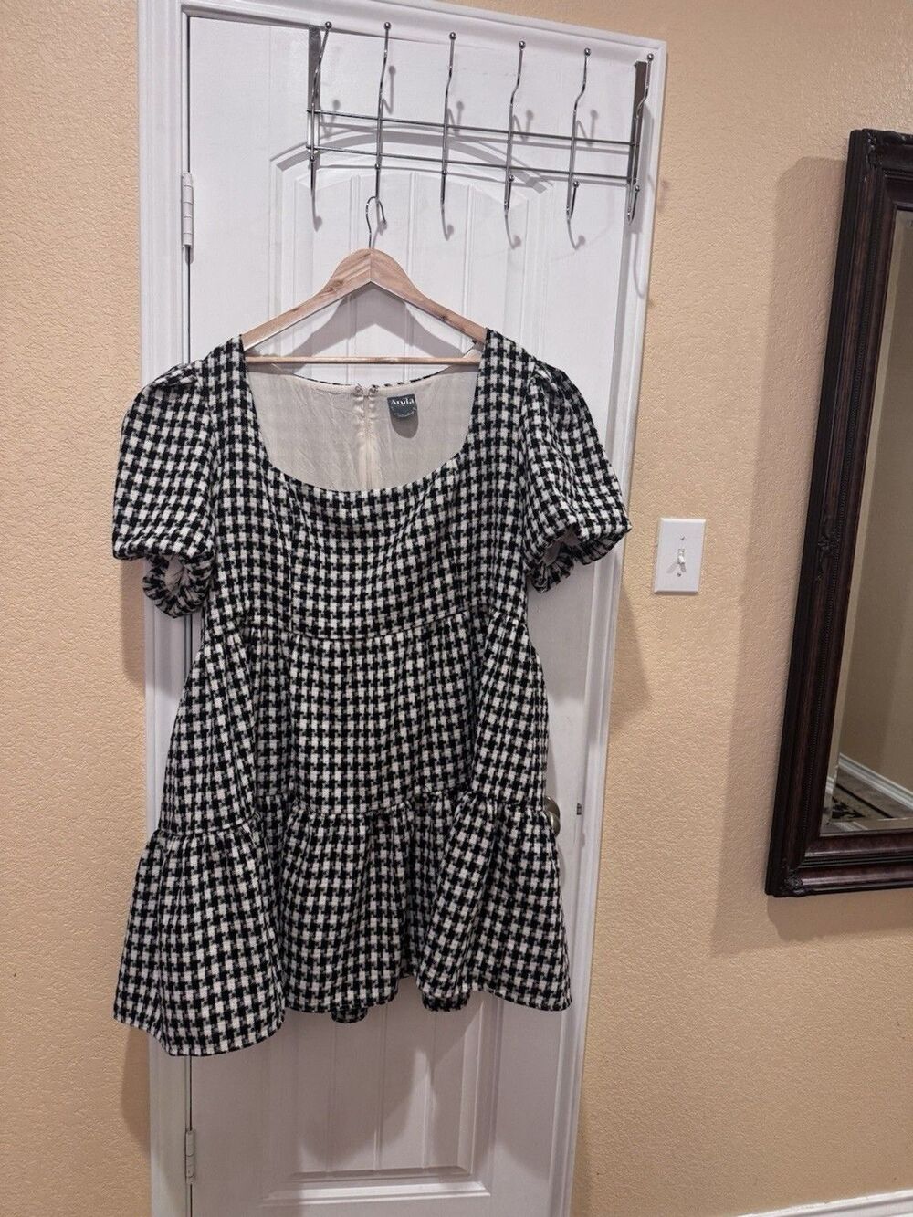 Arula Tiered Babydoll Mini Dress With Puff Sleeves. Size C = 3X (22/24)